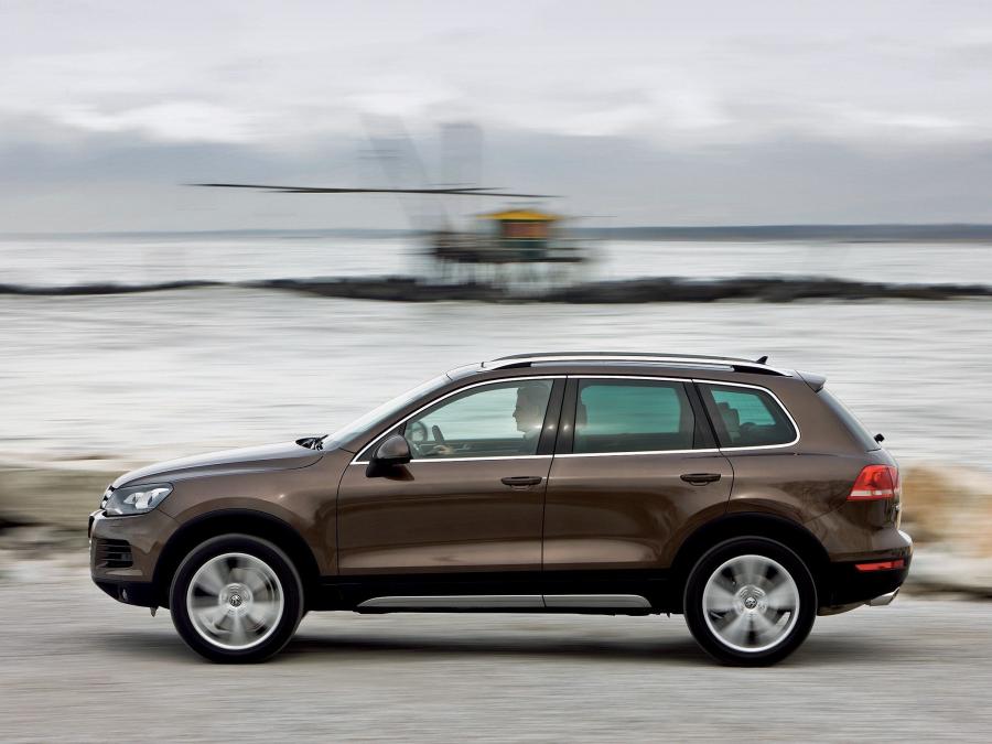  Volkswagen Touareg V8 TDi 2010 года  (фото 15 из 18)